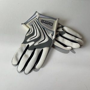 Golfing gloves? For women